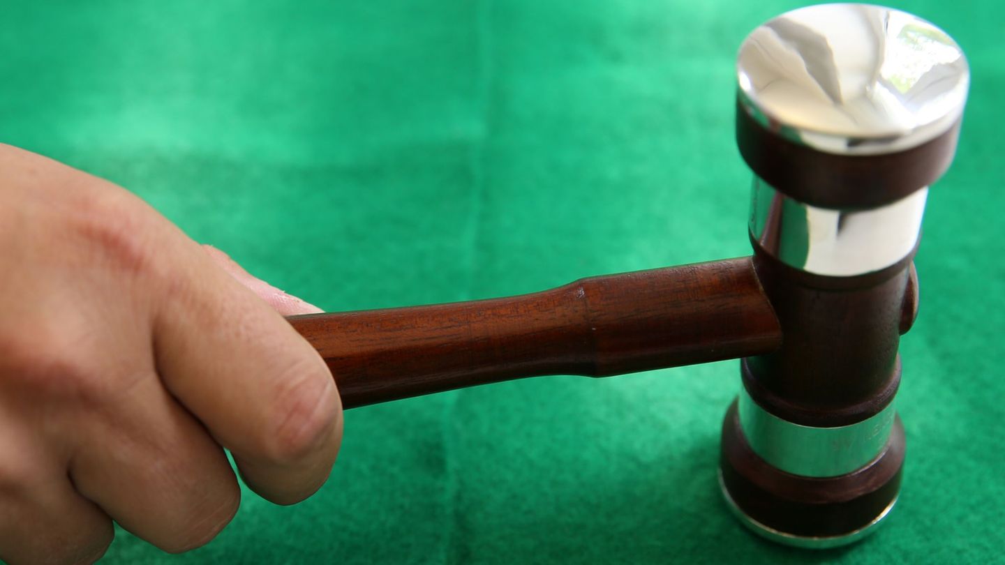 Nach Angaben der Norddeutschen Grundstücksauktionen AG werden am Mittwoch 22 Immobilien versteigert. (Symbolbild) Foto: Bernd Wü