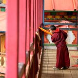 Aufwachsen im Kloster: Manche Schüler streben eine weltliche Karriere an, andere wollen später Lama werden