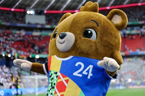 Als EM-Maskottchen verkleidet, schmuggelte sich der Youtuber Marvin Wildhage 2024 zur Eröffnung ins Stadion