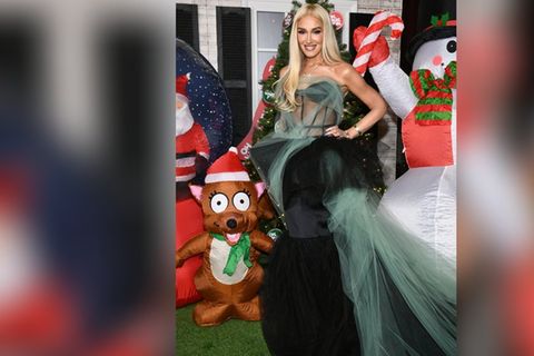 Gwen Stefani kam allein zur Premiere - in einem Tülltraum.