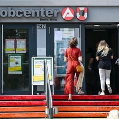 Bürgergeld-Empfänger erhalten offenbar vom Jobcenter häufig zu wenig Hilfe bei der Suche nach Arbeit