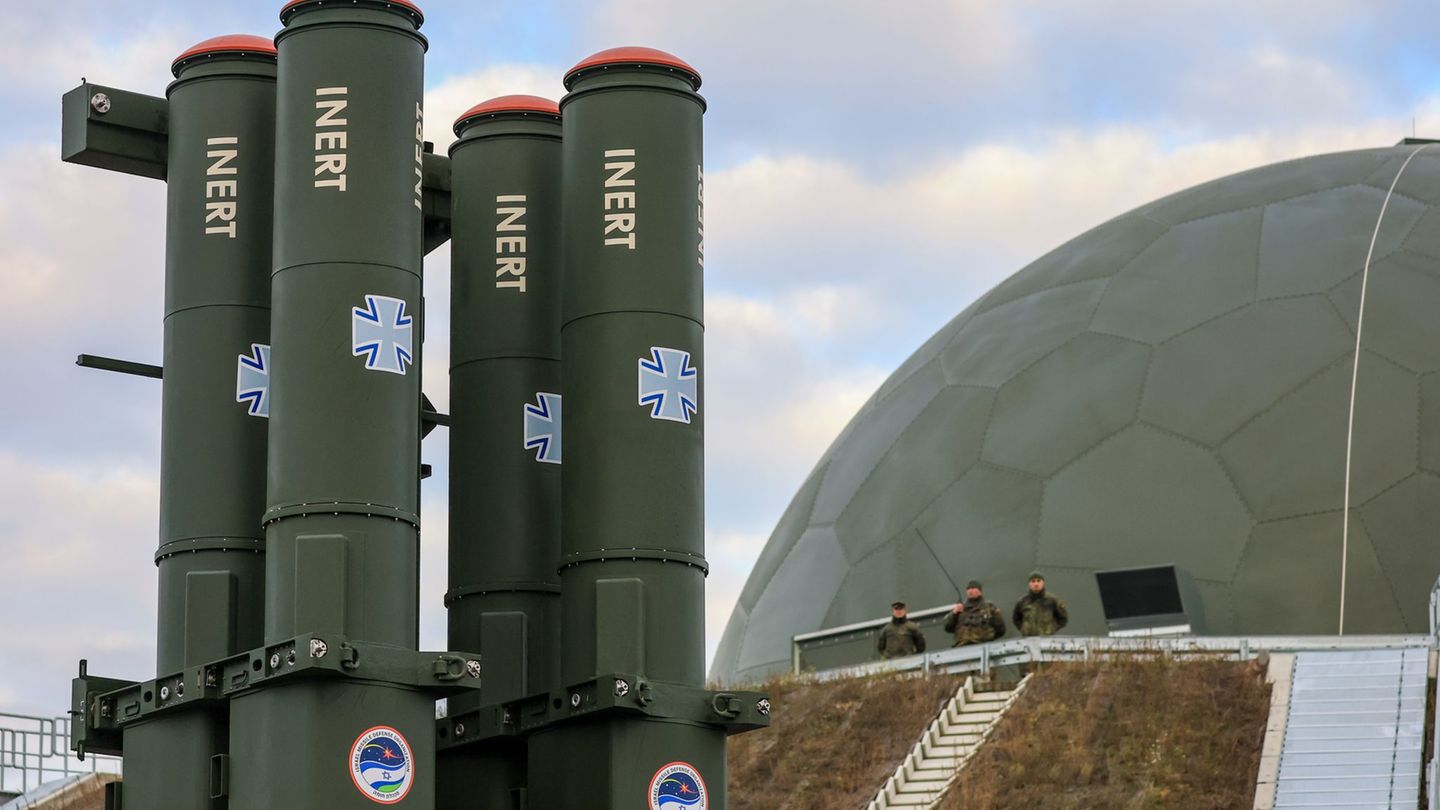 Neues Flugabwehrsystem Arrow 3 geht in Betrieb Foto: Jan Woitas/dpa