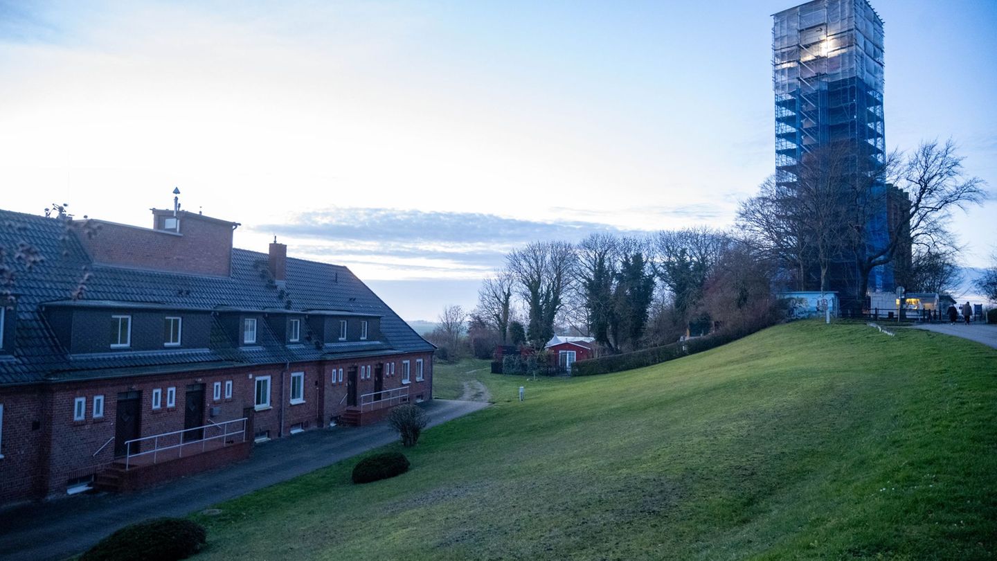 Die ehemalige Wetterstation am Kap Arkona ist versteigert worden. Foto: Stefan Sauer/dpa