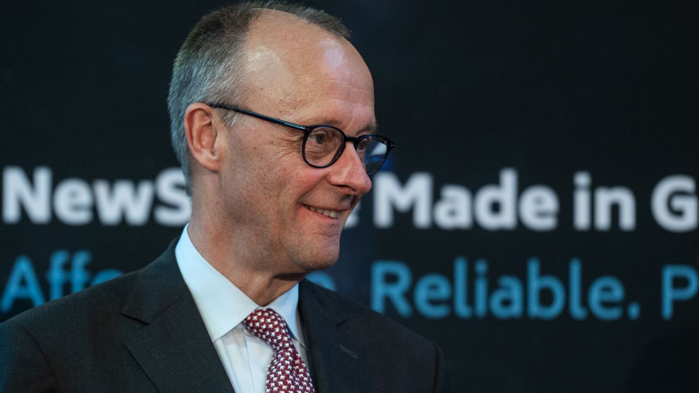 Bundeskanzler Merz will die nächste ILA persönlich eröffnen. Foto: Christophe Gateau/dpa