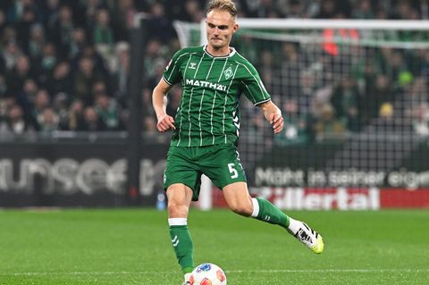 Amos Pieper will mit Werder Bremen den Derby-Sieg. (Archivfoto) Foto: Carmen Jaspersen/dpa