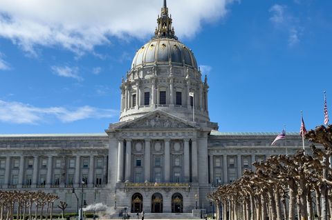 San Francisco will ein Verbot "irreführender" Vermarktung und finanzielle Wiedergutmachung. (Archivbild) Foto: Andrej Sokolow/dp
