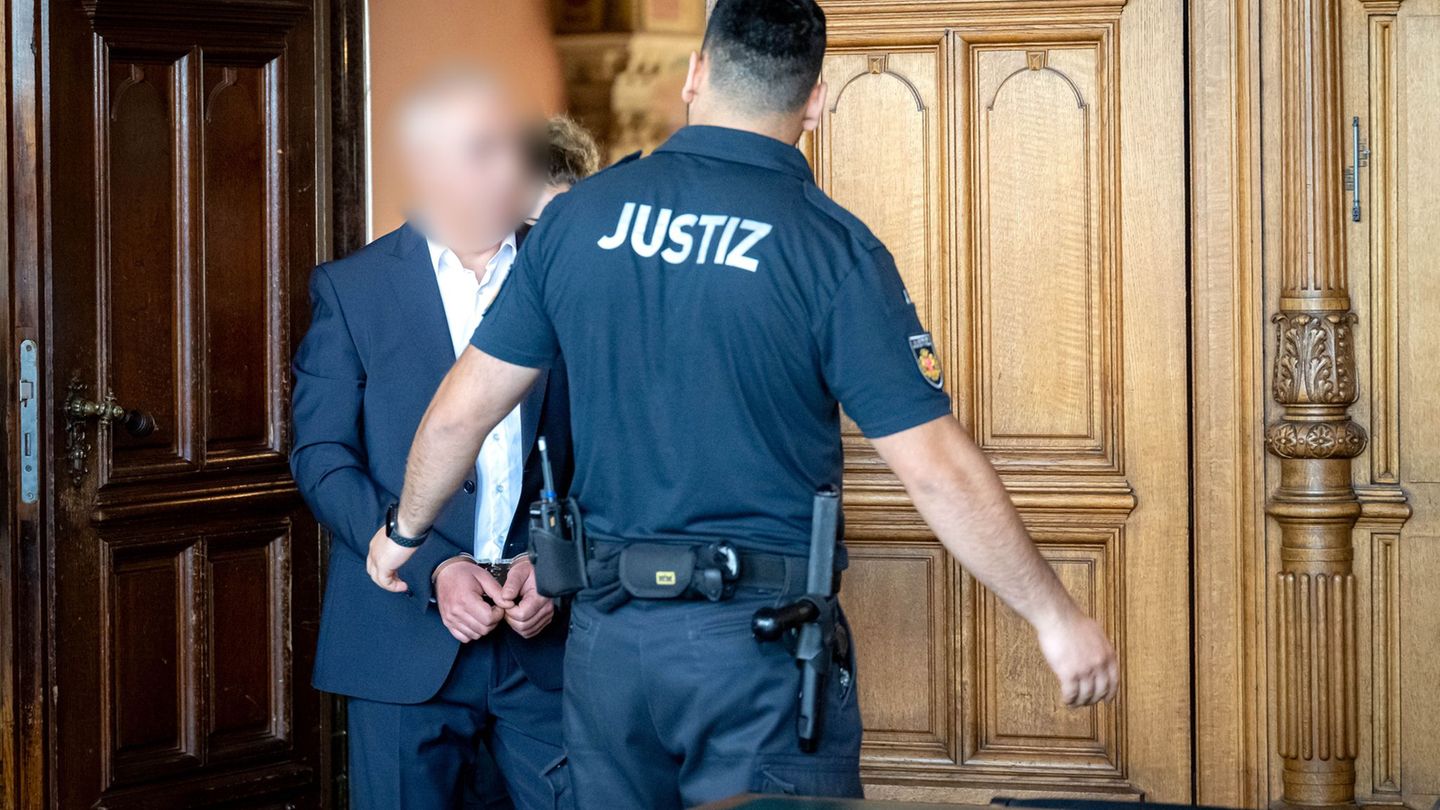 Die Staatsanwaltschaft hatte erfolgreich Revision beantragt. (Archivfoto) Foto: Sina Schuldt/dpa