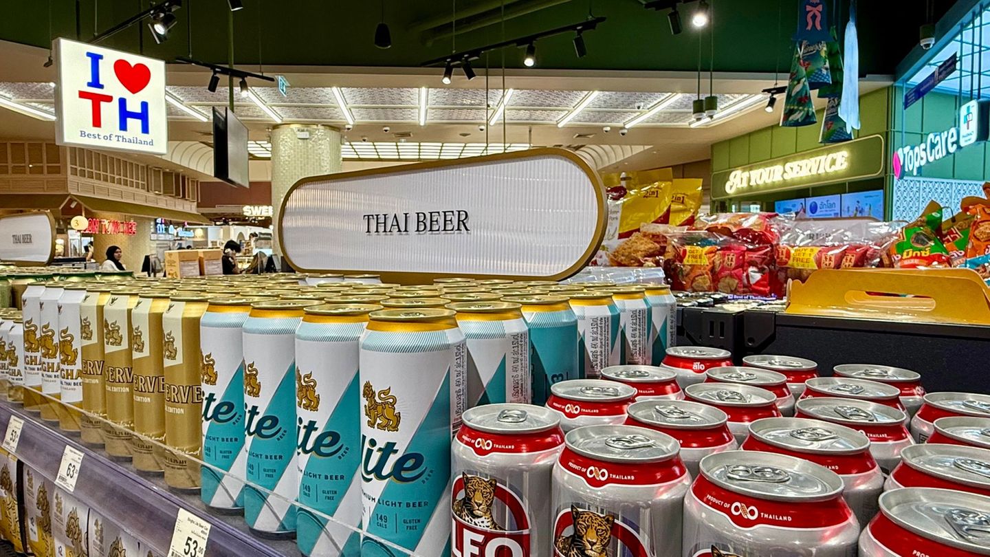 Bisher durfte nachmittags kein Alkohol verkauft werden. Foto: Carola Frentzen/dpa