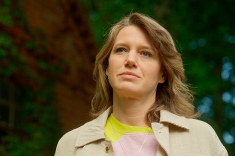 "Rote Rosen": Lou ist von Daniel enttäuscht.