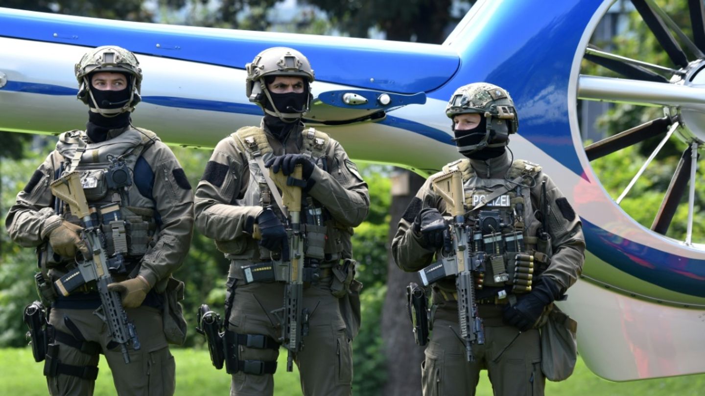 Spezialkräfte von bayerischer Polizei