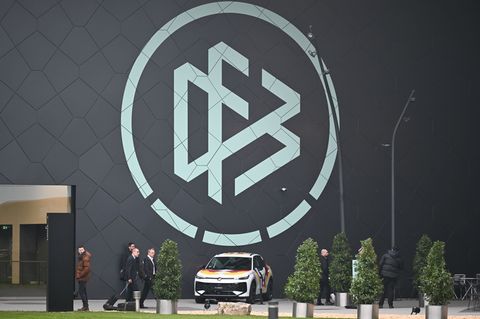 Der DFB ist bei der Gründung eines Ligaverbandes womöglich außen vor. (Archivbild) Foto: Arne Dedert/dpa