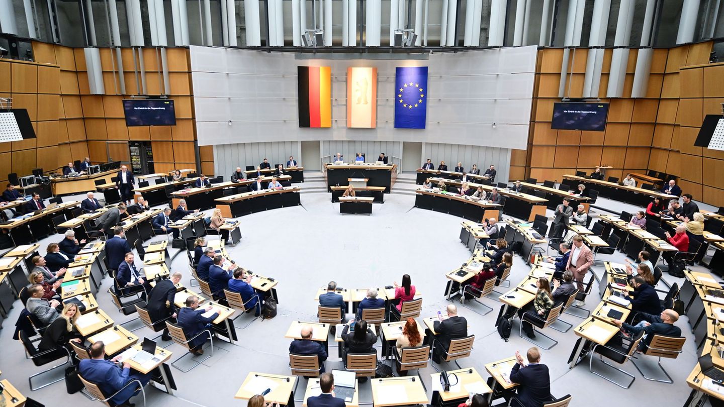Das Abgeordnetenhaus ist gegen ein Gesetz, das Werbung in Berlin erheblich einschränken würde. Foto: Sebastian Christoph Gollnow