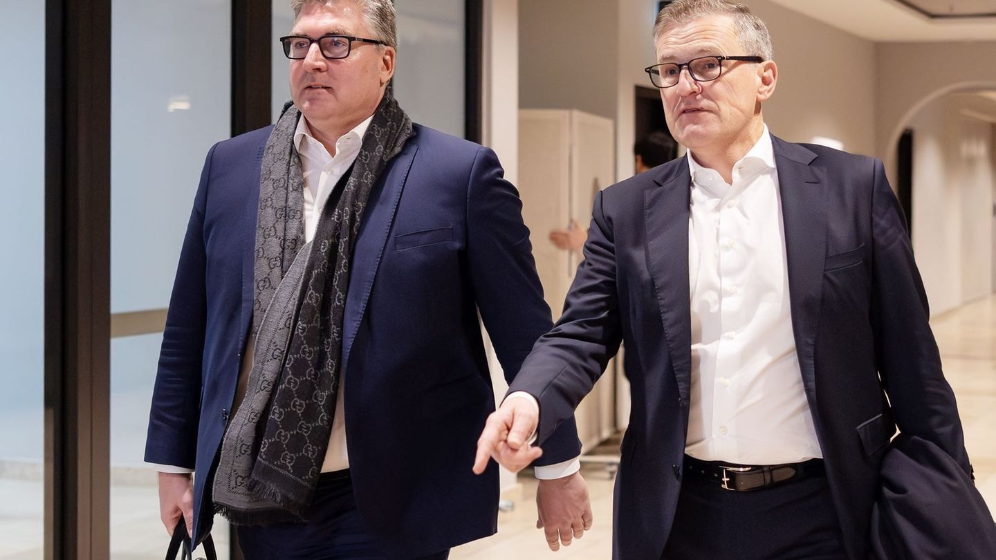 Enttäuscht vom DFB: Hellmann und Dreesen. Foto: Jürgen Kessler/dpa