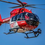 Ein Rettungshubschrauber  vom Typ Airbus EC-145