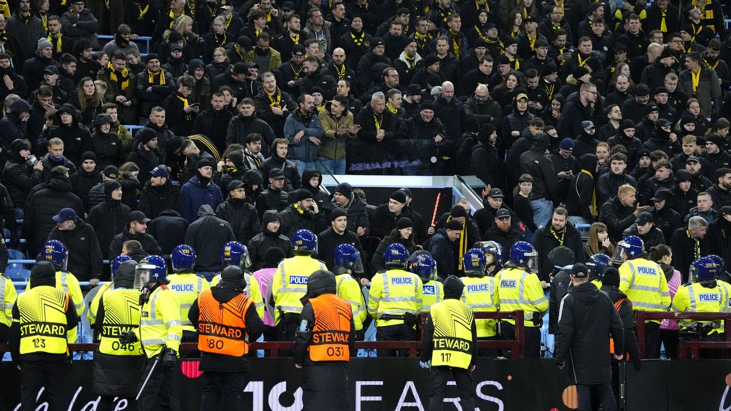Beim Spiel der Young Boys Bern bei Aston Villa kam es zu Ausschreitungen. (Archivbild) Foto: Nick Potts/PA Wire/dpa