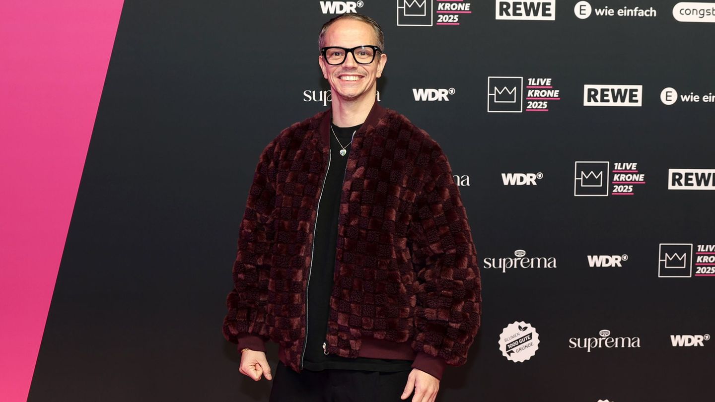 Musik-DJ-Alle-Farben-nach-Unfall-Ich-habe-berlebt-