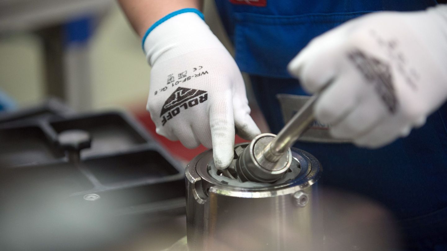 In Sachsen-Anhalt zählen rund 13.000 Arbeitsplätze zum Bereich der Automobilzulieferer. (Archivbild) Foto: Klaus-Dietmar Gabbert