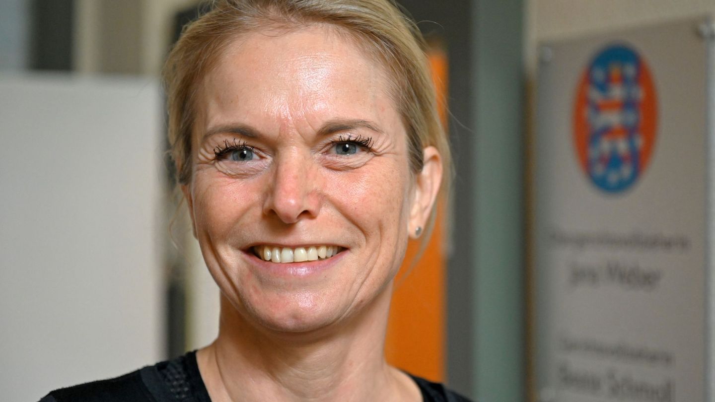 Gerichtsvollzieherin Jana Weber ist nach dem tödlichen Übergriff im Saarland in Sorge. (Archivbild) Foto: Martin Schutt/dpa-Zent