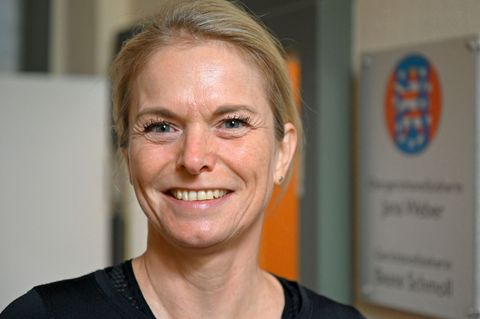 Gerichtsvollzieherin Jana Weber ist nach dem tödlichen Übergriff im Saarland in Sorge. (Archivbild) Foto: Martin Schutt/dpa-Zent