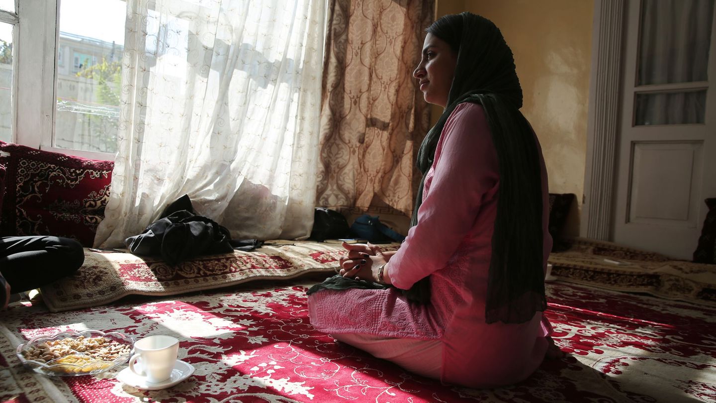 Nur wenige Frauen sind als Touristenführerinnen im Einsatz. Foto: Sami Jan/dpa