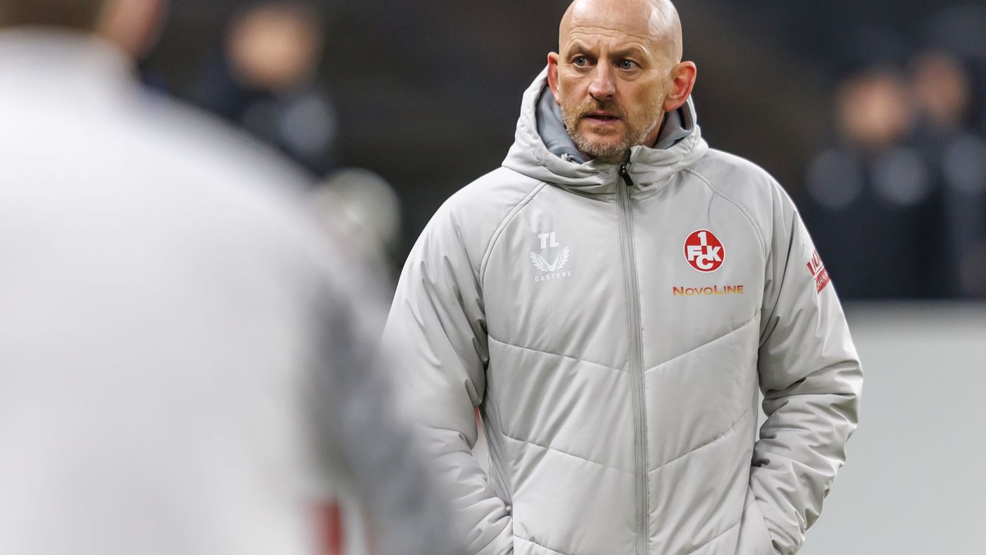 Unter Druck: Kaiserslauterns Trainer Torsten Lieberknecht. Foto: Andreas Gora/dpa