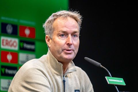 Kasper Hjulmand ist unbeeindruckt vom Wagner-Aus bei Augsburg. Foto: David Inderlied/dpa