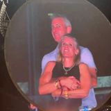 Andy Byron, CEO, Rücktritt nach Kiss-Cam-Affäre bei Coldplay-Konzert. Wer konnte auch ahnen, dass da Kameras sind?