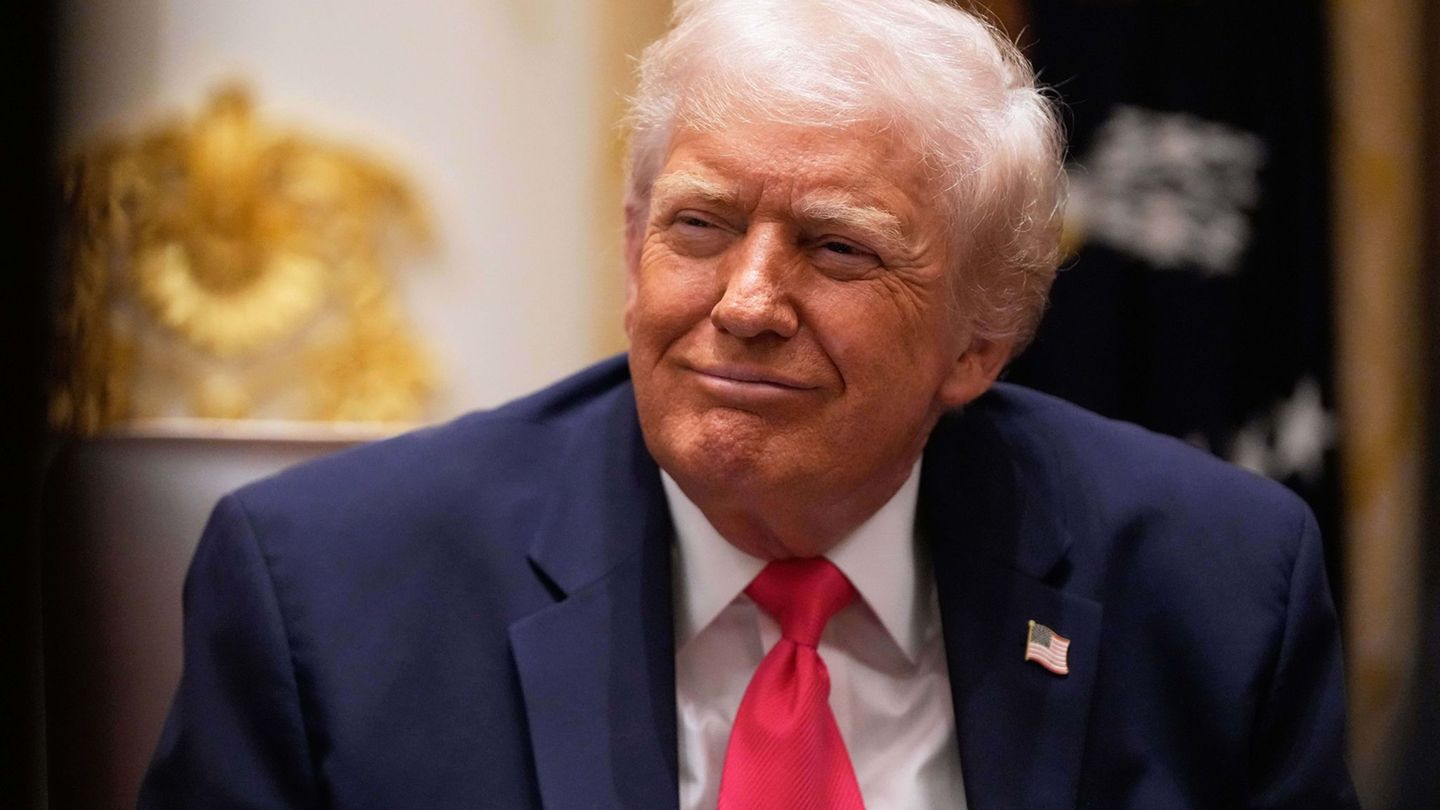 Die USA warnen in ihrer neuen Sicherheitsstrategie vor einem Demokratieverlust in Europa. Foto: Julia Demaree Nikhinson/AP/dpa