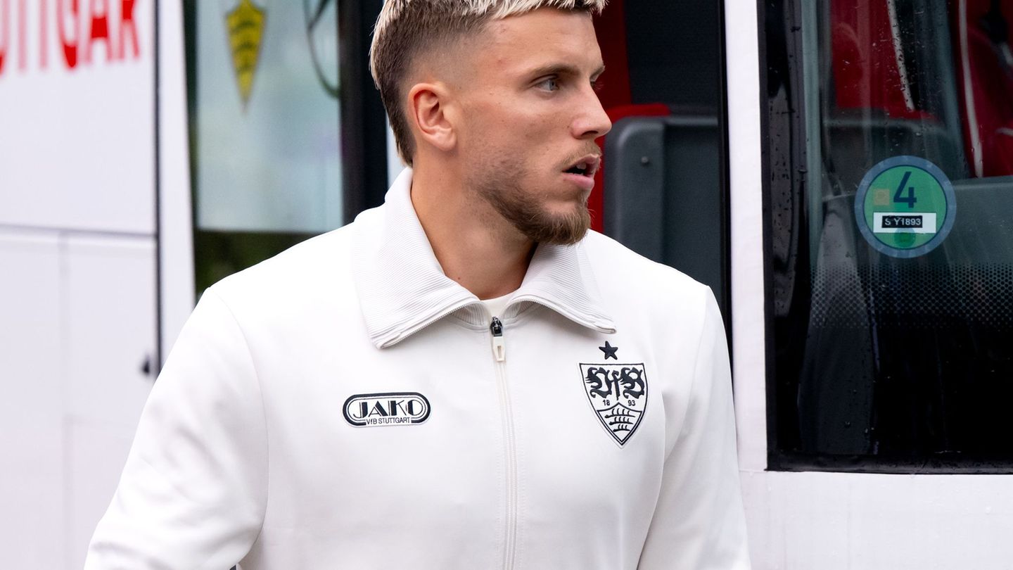 Ob Ermedin Demirovic noch vor Weihnachten sein Comeback gibt, ist offen. (Archivbild) Foto: Sven Hoppe/dpa