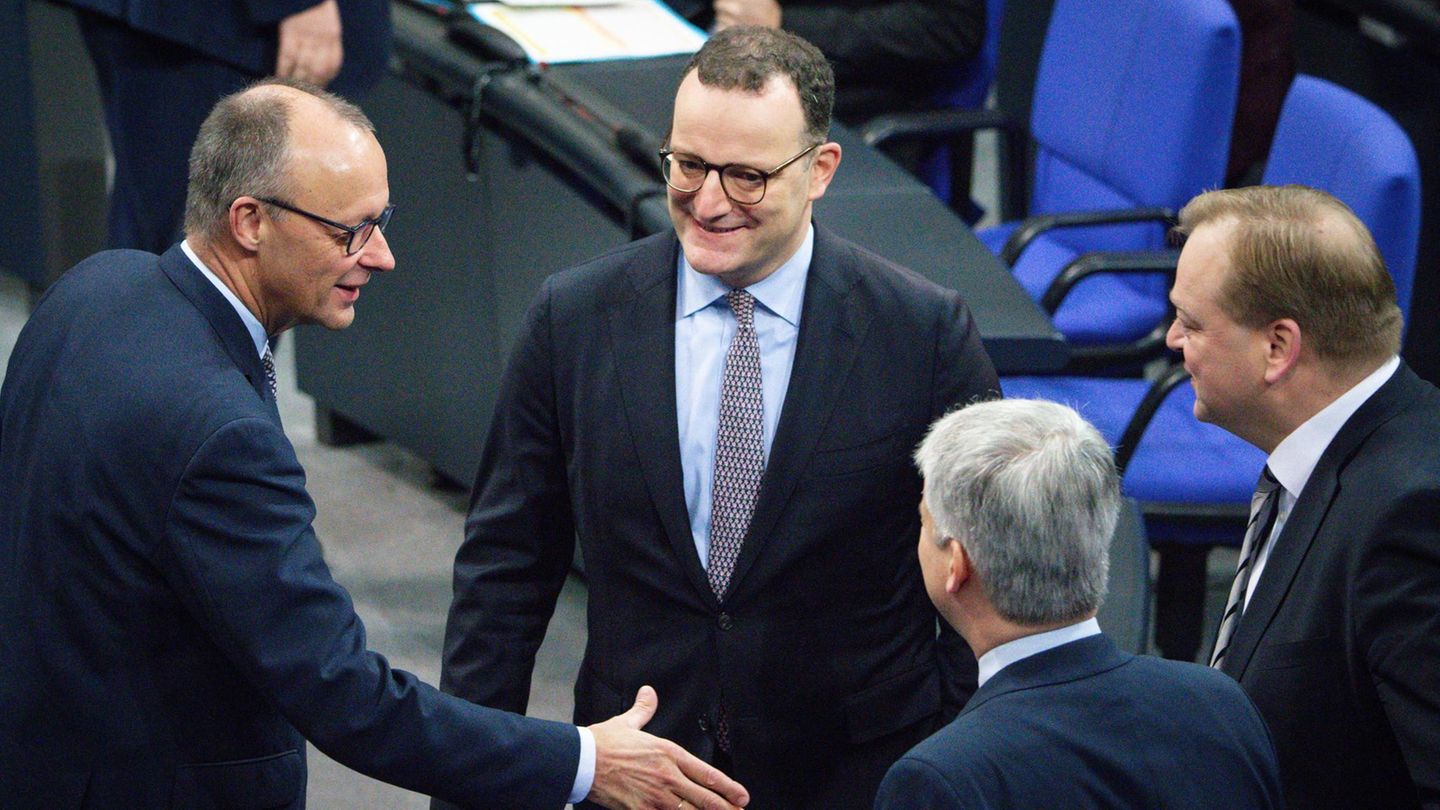 Kanzler Merz im Bundestag