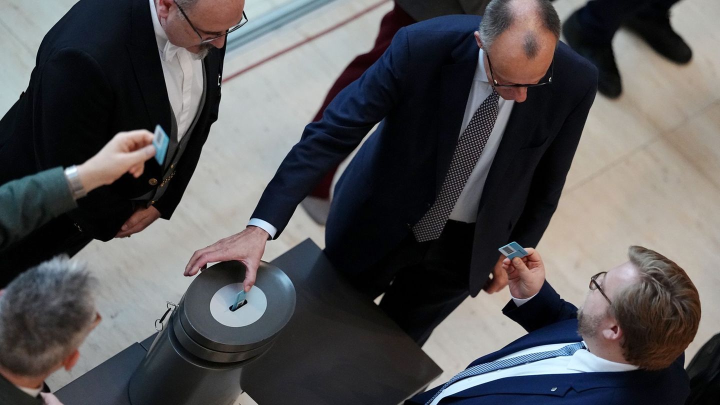 Die Koalition hat eine Mehrheit für ihr Rentengesetz bekommen. Foto: Kay Nietfeld/dpa