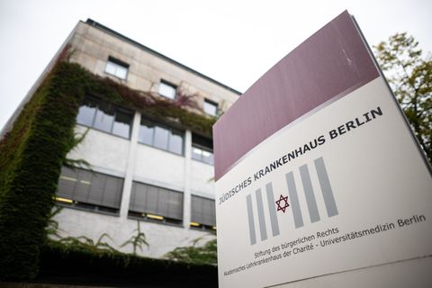 Das Jüdische Krankenhaus hat Insolvenz angemeldet. (Archivbild) Foto: Sebastian Christoph Gollnow/dpa