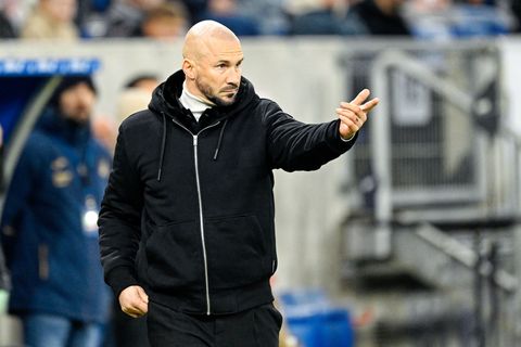 Coach Christian Ilzer von der TSG 1899 Hoffenheim freut sich auf das Auswärtsspiel gegen Borussia Dortmund. (Archivbild) Foto: U