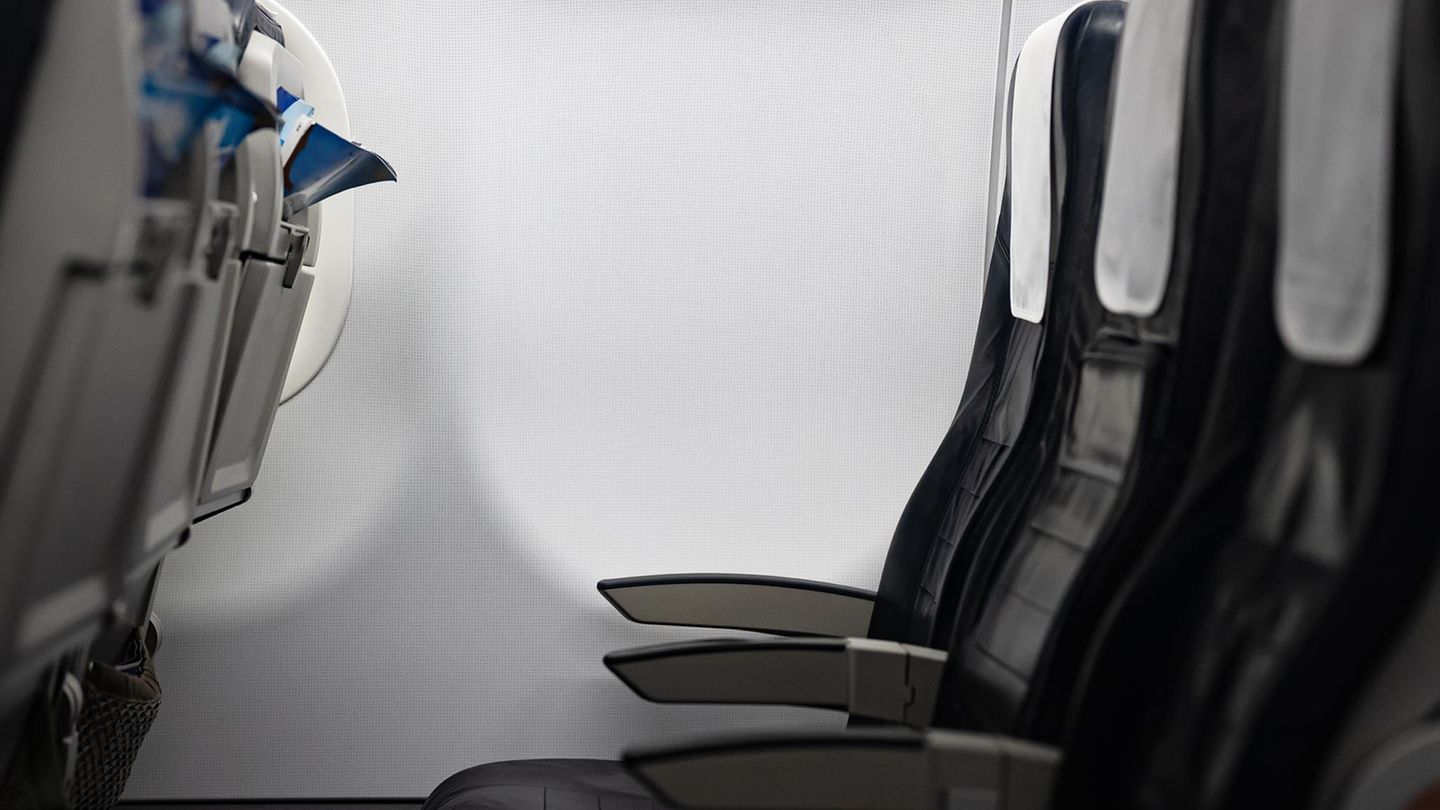 Klage-gegen-Airlines-Aussichtslos-In-diesen-Flugzeugen-haben-Fensterpl-tze-keine-Fenster