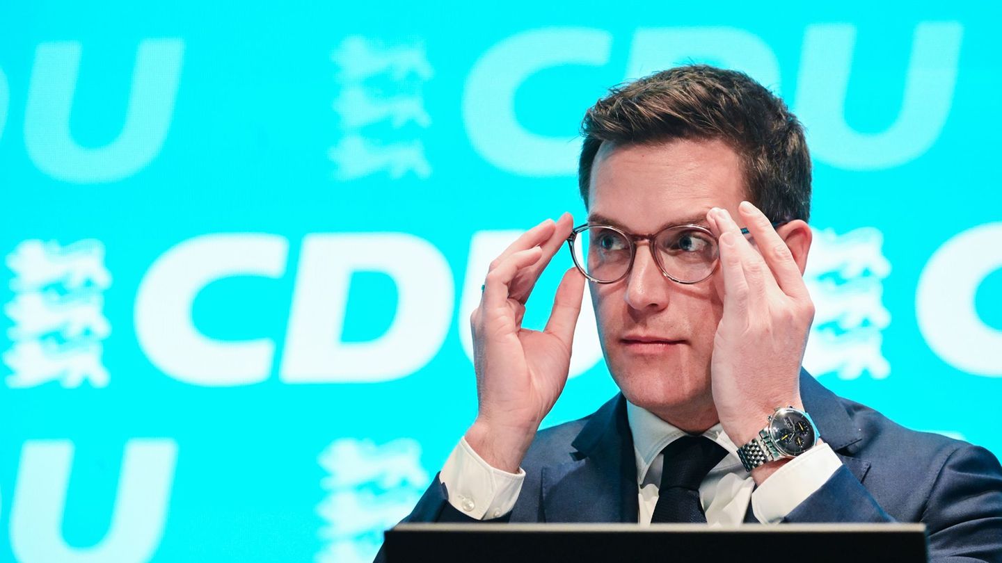 Hagel betrachtet sich als Patriot. Foto: Bernd Weißbrod/dpa