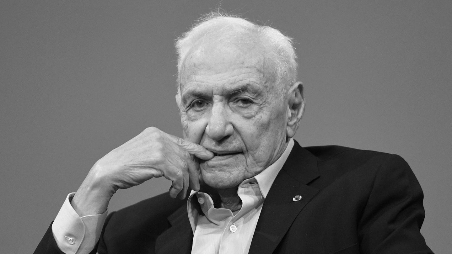 Der Architekt und Designer Frank Gehry im Jahr 2016