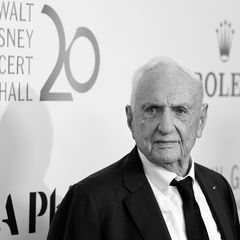 Frank Gehry verstand sich als Künstler. (Archivbild) Foto: Chris Pizzello/Invision/AP/dpa
