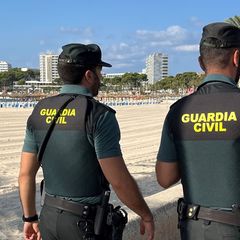 Die Polizeieinheit Guardia Civil hatte die Verdächtigen im Sommer 2024 festgenommen. (Archivfoto) Foto: Guardia Civil/Europapres
