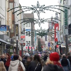 Das Weihnachtsgeschäft ist für den Einzelhandel eine besonders wichtige Zeit. (Symbolbild) Foto: Thomas Frey/dpa