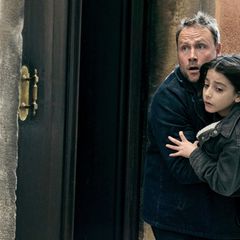 Max Riemelt (Angelo/Gabriel Wendt) und Ettore Rossetto (Rolle Luca) in einer Szene aus "Spurlos in Venedig". Foto: Alfie Samba/A