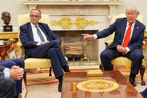 Donald Trump sieht in europäischen Spitzenpolitikern wie Friedrich Merz eine Gefahr für amerikanische Interessen