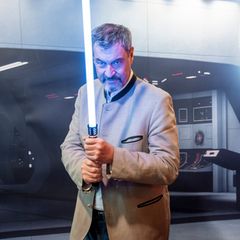 Markus Söder mit Lichtschwert