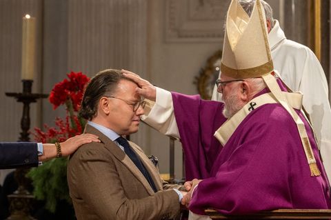 Als einer von mehr als 50 Firmlingen ließ sich Hilko Denekas von Erzbischof Kardinal Reinhard Marx in der Münchner Kirche St. Mi