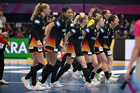 Seit 2007 warten die DHB-Frauen auf eine WM-Medaille. Foto: Federico Gambarini/dpa