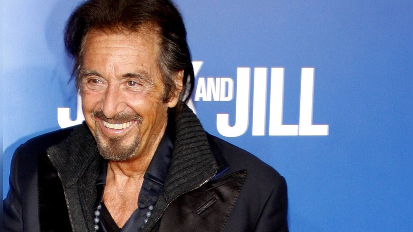Al Pacino sorgte für neue Gerüchte um sein Liebesleben.