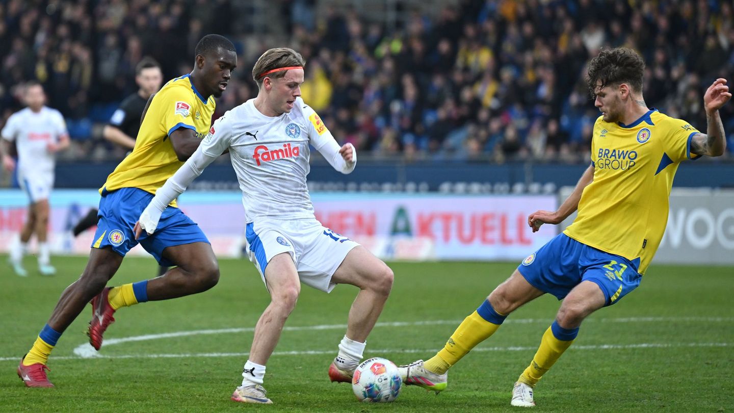 Braunschweig und Kiel trennten sich in einem wilden Spiel 1:1. Foto: Swen Pförtner/dpa