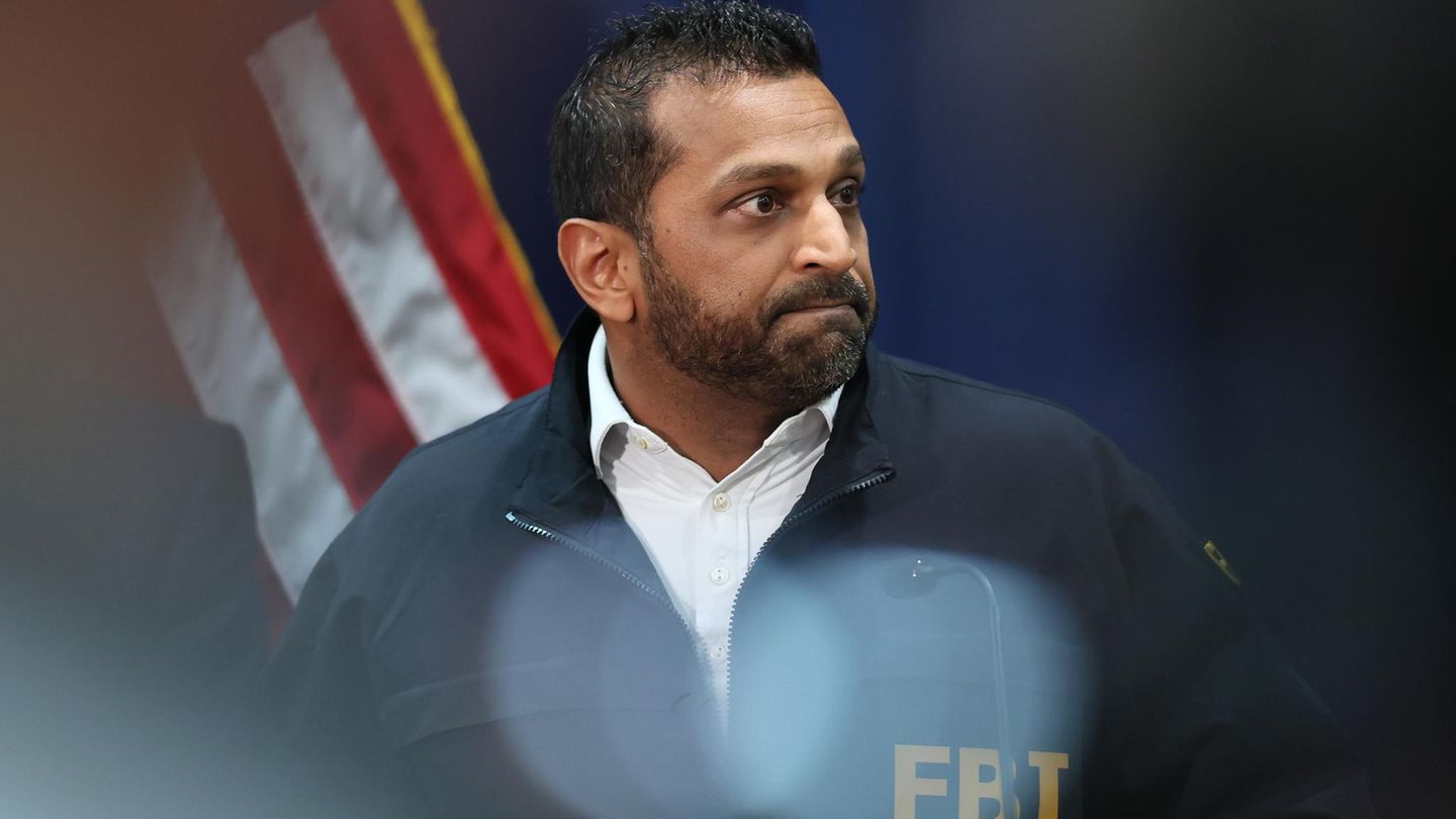 Kash-Patel-Trumps-FBI-Chef-br-llte-Agenten-an-damit-sie-Taxi-f-r-seine-Freundin-spielen