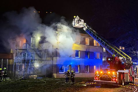 Die Bewohner der Unterkunft wurden in anderen Einrichtungen untergebracht. Foto: Berthold Stamm/dpa