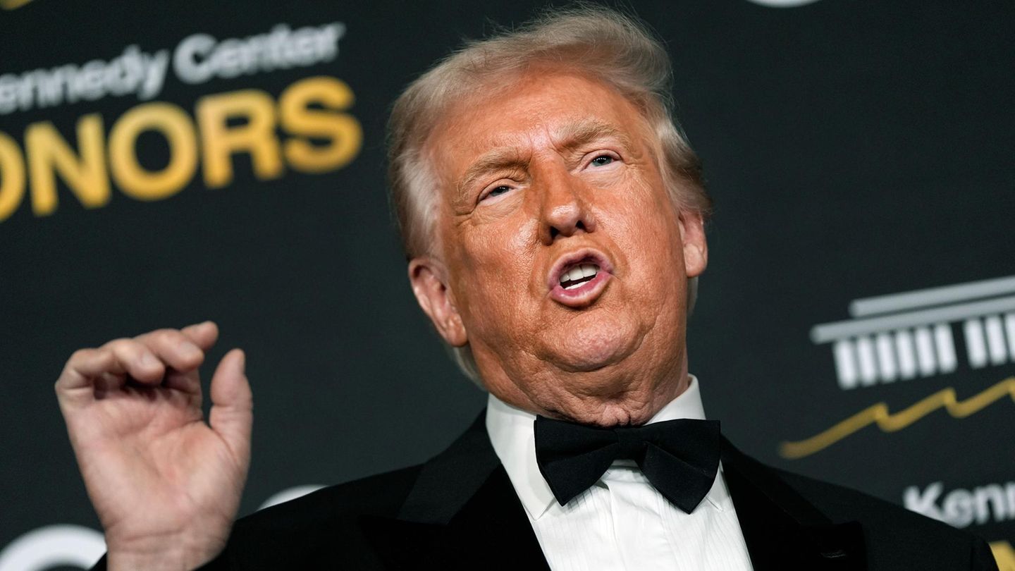 Donald Trump auf der Bühne