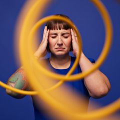 Volksleiden Kopfschmerz : Triptane, CGRP-Antikörper und Cannabis: Was bei Migräne wirklich hilft